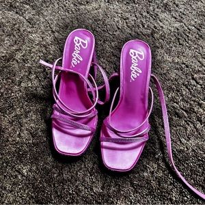 Barbie chunky hot pink heels